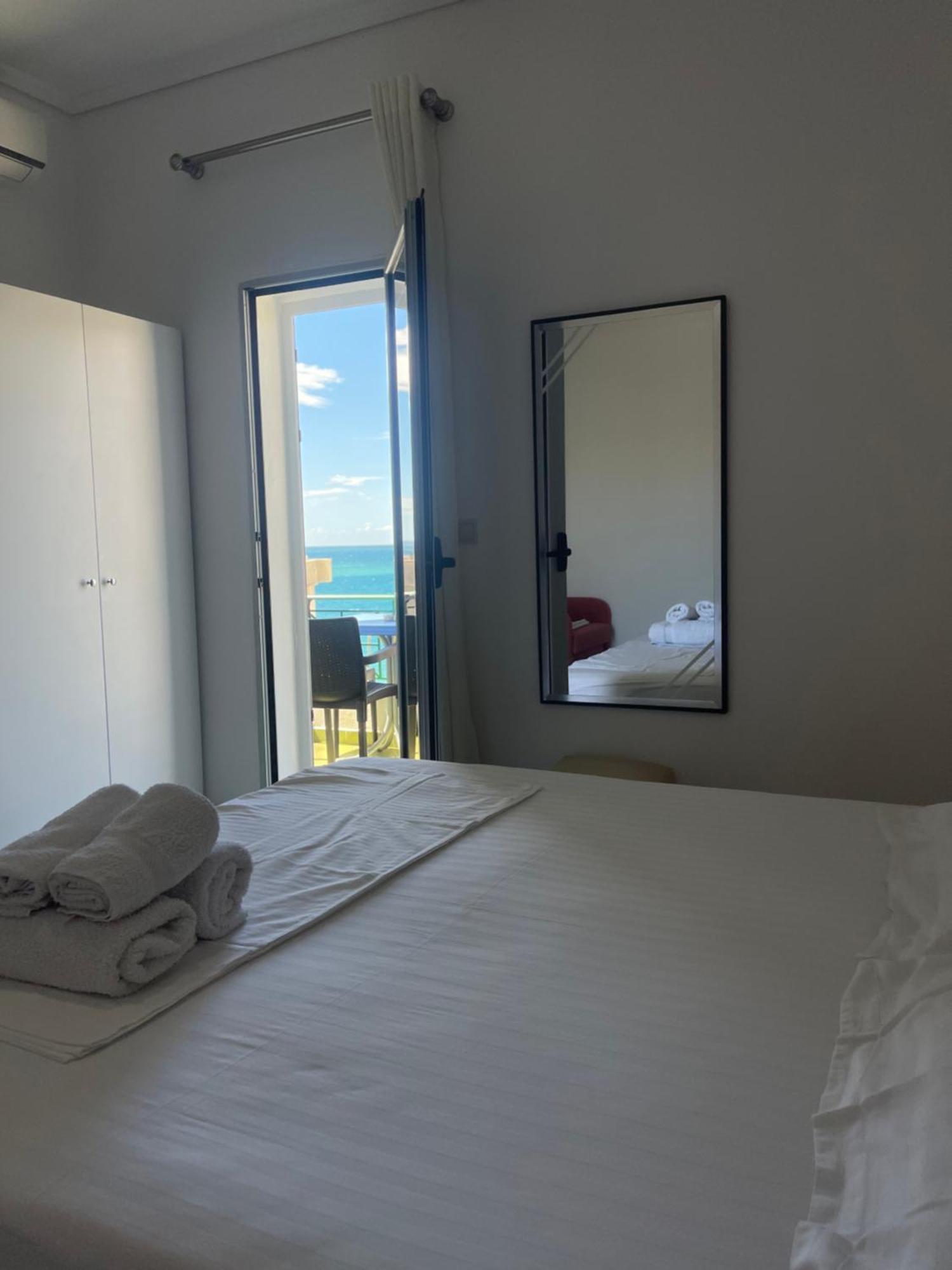 Villa Rrodhaj Saranda Kültér fotó